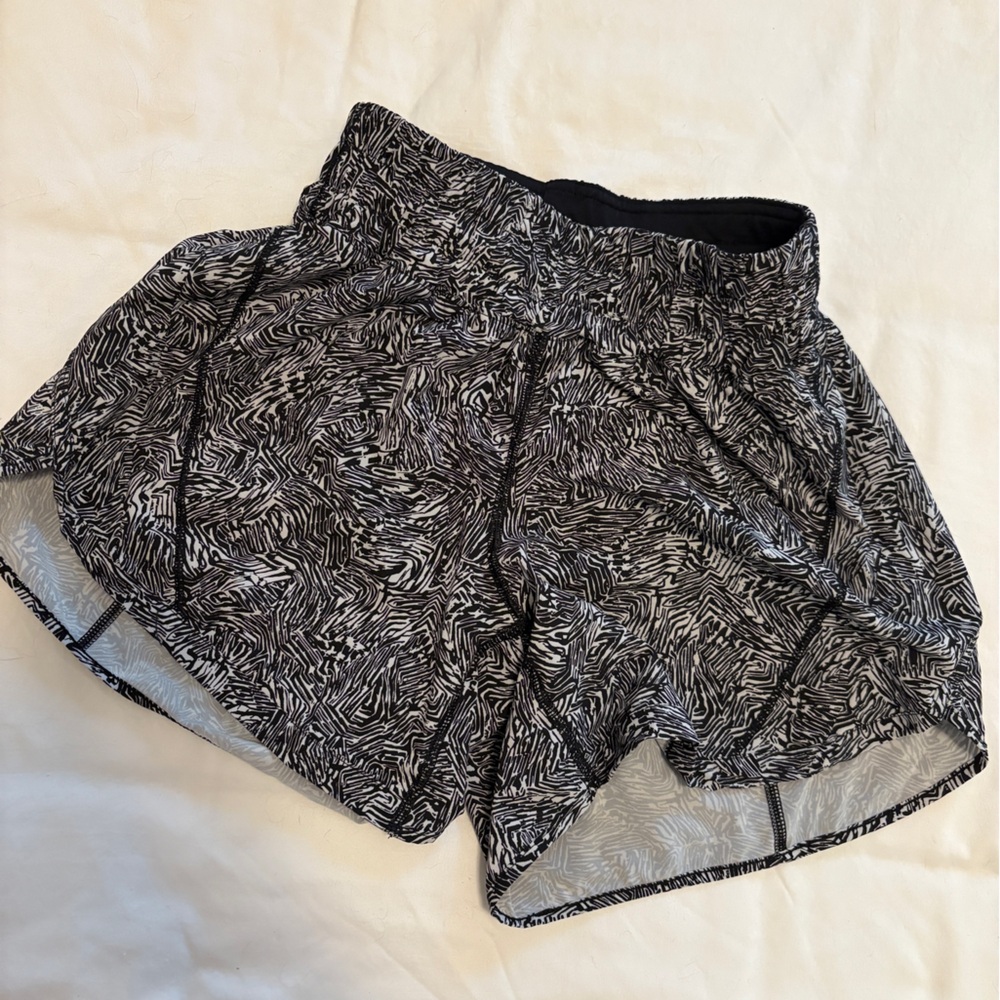 Lululemon Track That Short Size 4